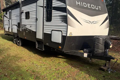 Jordan's Keystone 29dwse Travel Trailer