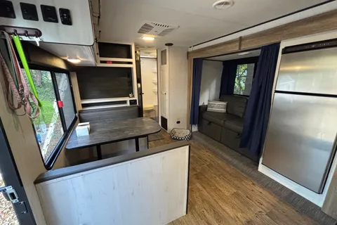 Howie and Jenny’s Heartland Trailrunner Travel Trailer