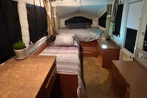 “Barnett Bungalow” Forest River Camper
