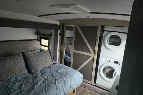 Forest River Heritage Glen Fifth Wheel