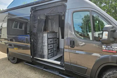 Stephane Ram Promaster 3500 Classe B
