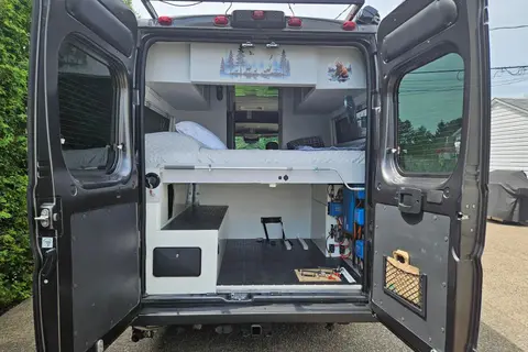 Stephane Ram Promaster 3500 Classe B