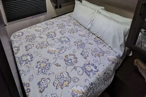 Julia's Jayco JayFlight 242BHS Travel Trailer