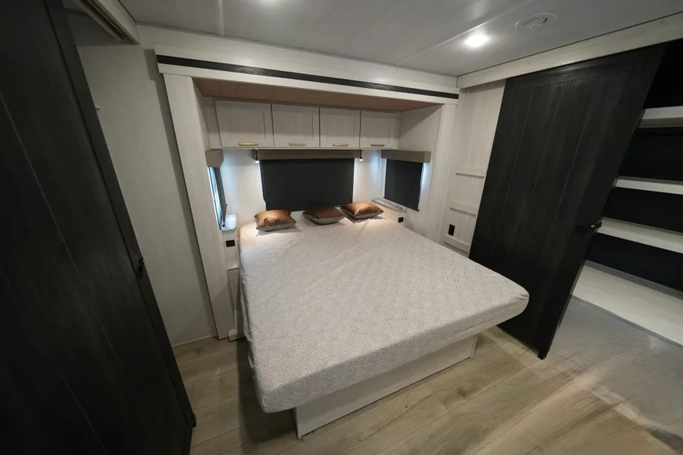 The Fortress of Solitude: Forest River Grand surveyor Travel Trailer