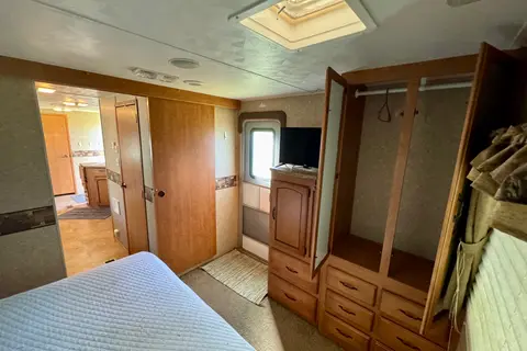 Palomino Puma 30KFBDS Travel Trailer