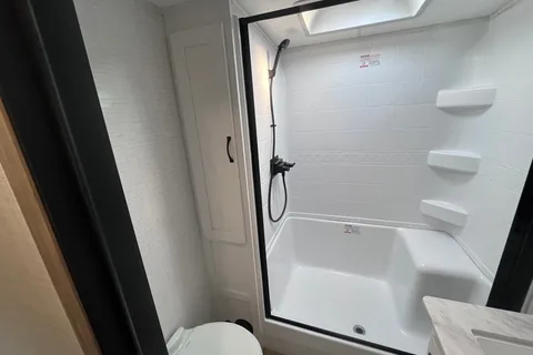 Jared's Palomino 306RKTS Travel Trailer