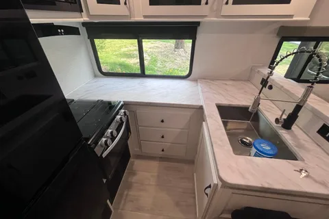 Jared's Palomino 306RKTS Travel Trailer