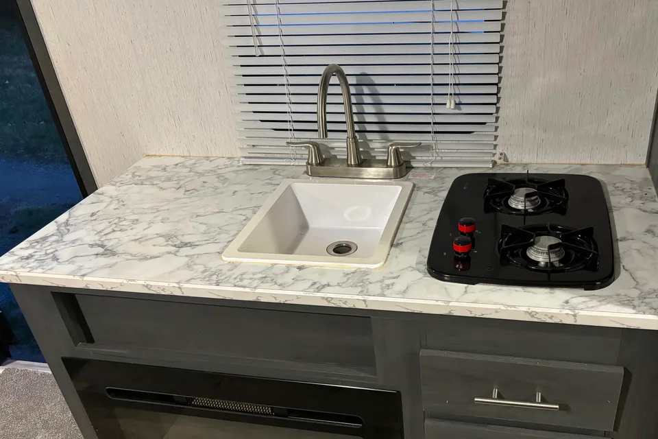Keystone Dutchman Travel Trailer