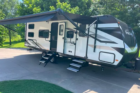 BRAND NEW Grand Design Imagine 25DBE Luxury Trailer