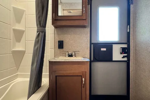 2017 Coachmen Catalina SBX 321BHDSCK