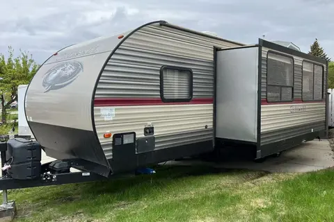 Cheerful 2018 Cherokee M-274DBH Travel Trailer