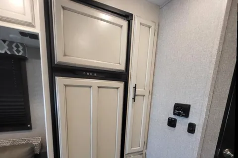 Go and Do RV Rentals - Family Friendly Luxurious  Class C