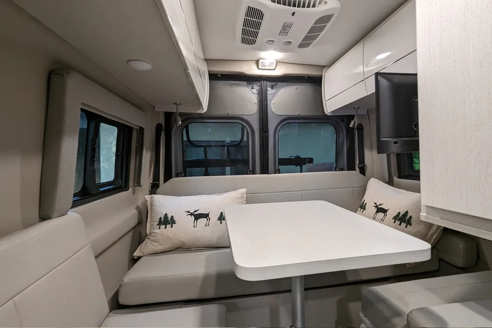 New Class B Van Nature Adventurer for 4!
