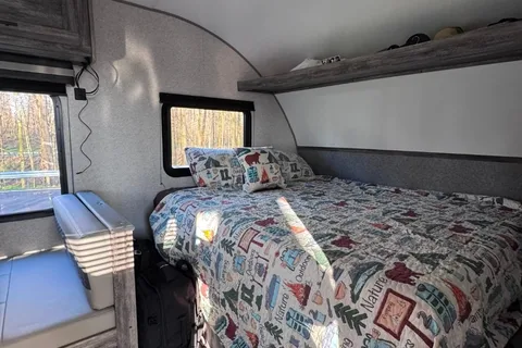 Couples or Family Bunkhouse Oasis