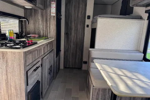 Couples or Family Bunkhouse Oasis