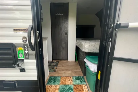 GoldBarry’s Keystone Hideout 177RD Travel Trailer