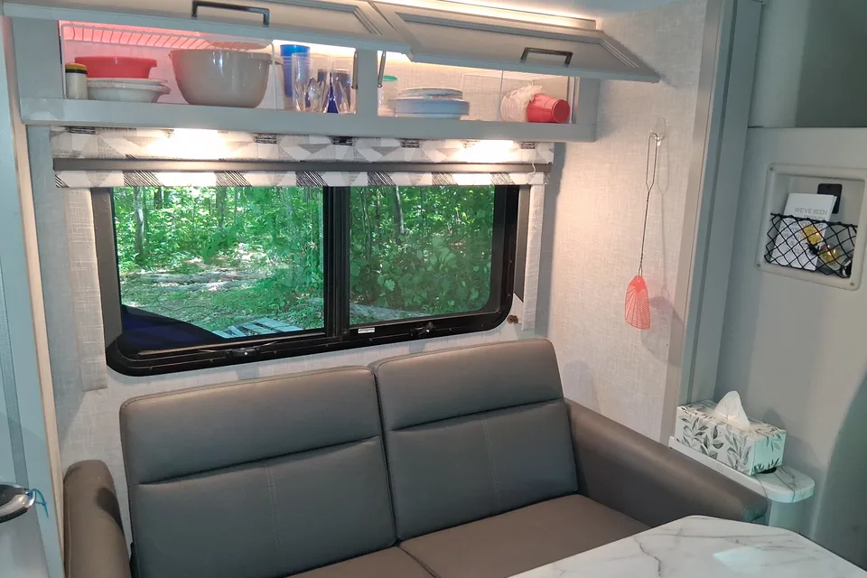 Forest's Thor Motor Coach Compass Truck Camper