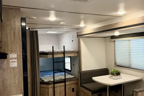 2025 Gulf Stream  Enlighten #42 Sleeps 8