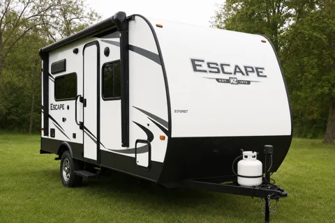 Mel's Escape Trailer Industries ESCAPE KZ E016RBT Hybrid