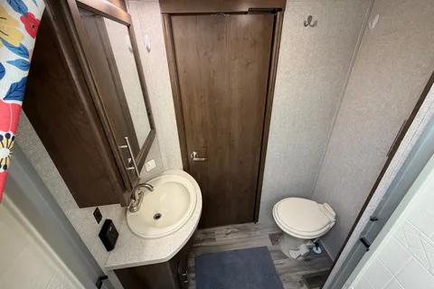 Keystone Cougar Fifth Wheel