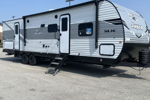 NEW, LUXURIOUS & LARGE Jayco Travel Trailer