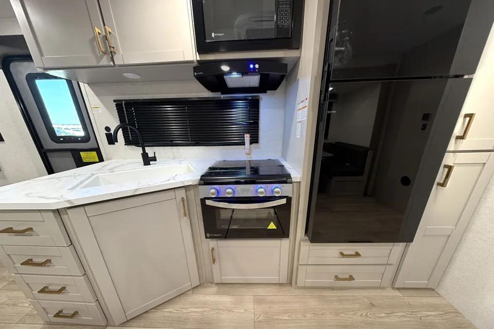 NEW, LUXURIOUS & LARGE Jayco Travel Trailer