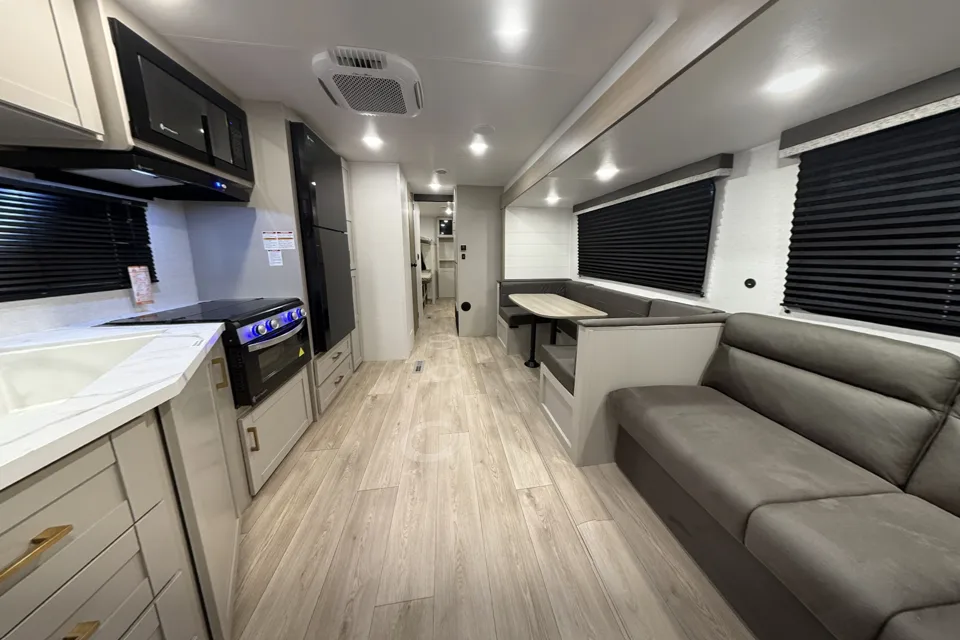 NEW, LUXURIOUS & LARGE Jayco Travel Trailer