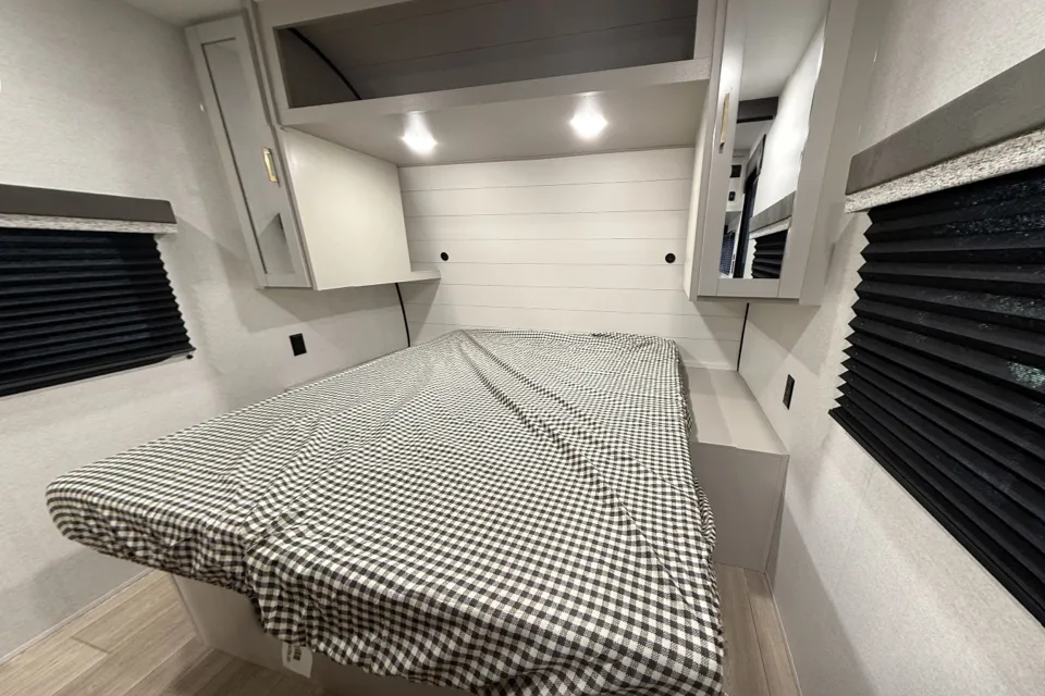NEW, LUXURIOUS & LARGE Jayco Travel Trailer