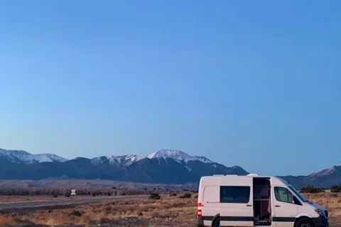 SLOW MILES