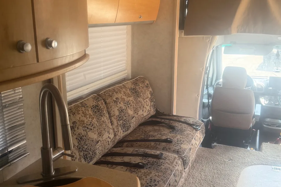 Alex's Winnebago Dodge sprinter Class C
