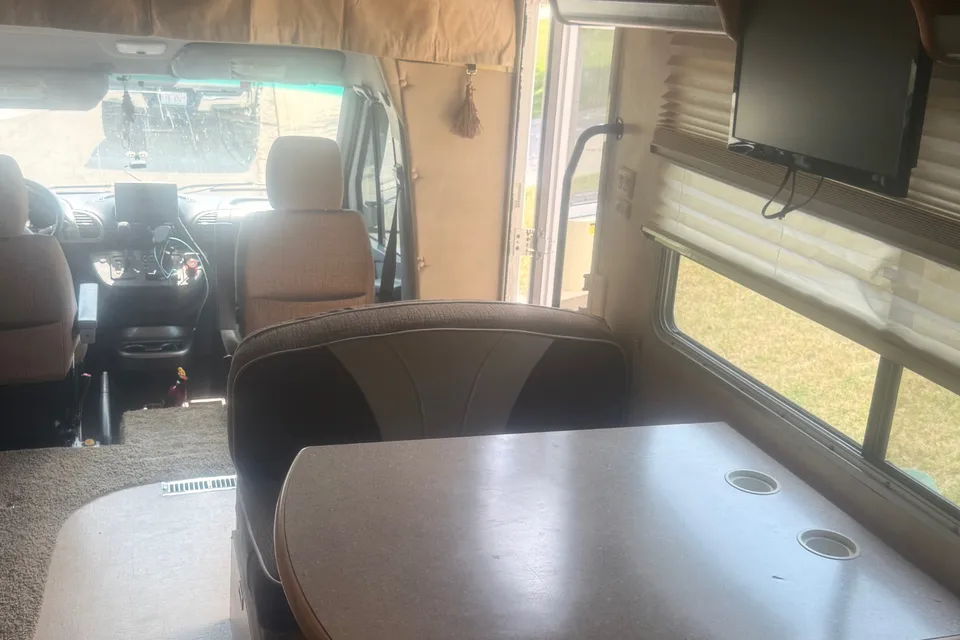 Alex's Winnebago Dodge sprinter Class C