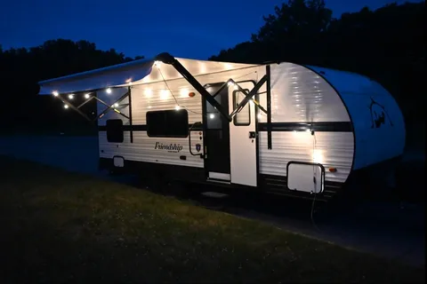 Hit the road with our RV rental! 2022 Gulf Stream