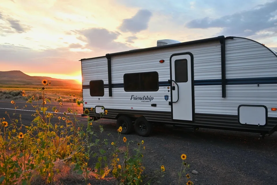 Hit the road with our RV rental! 2022 Gulf Stream