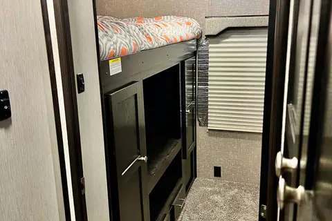 MelBels Heartland North Trail 33BKSS Travel Trailer