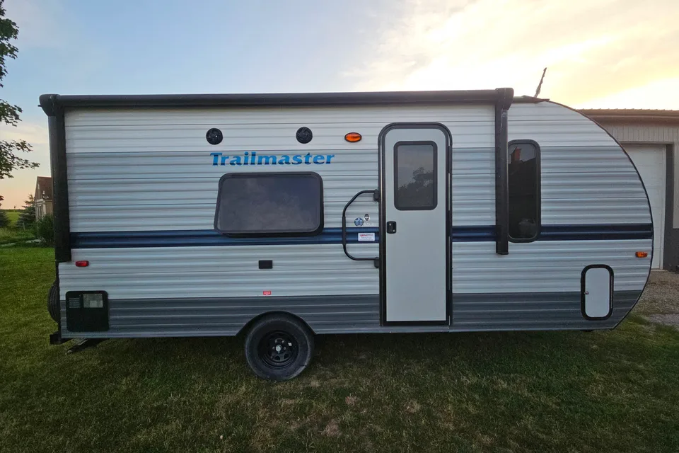 TJ's Gulf Stream Trailmaster 189dd Travel Trailer