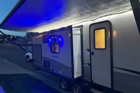 2020 Coachmen Apex - The most comfort you will have camping