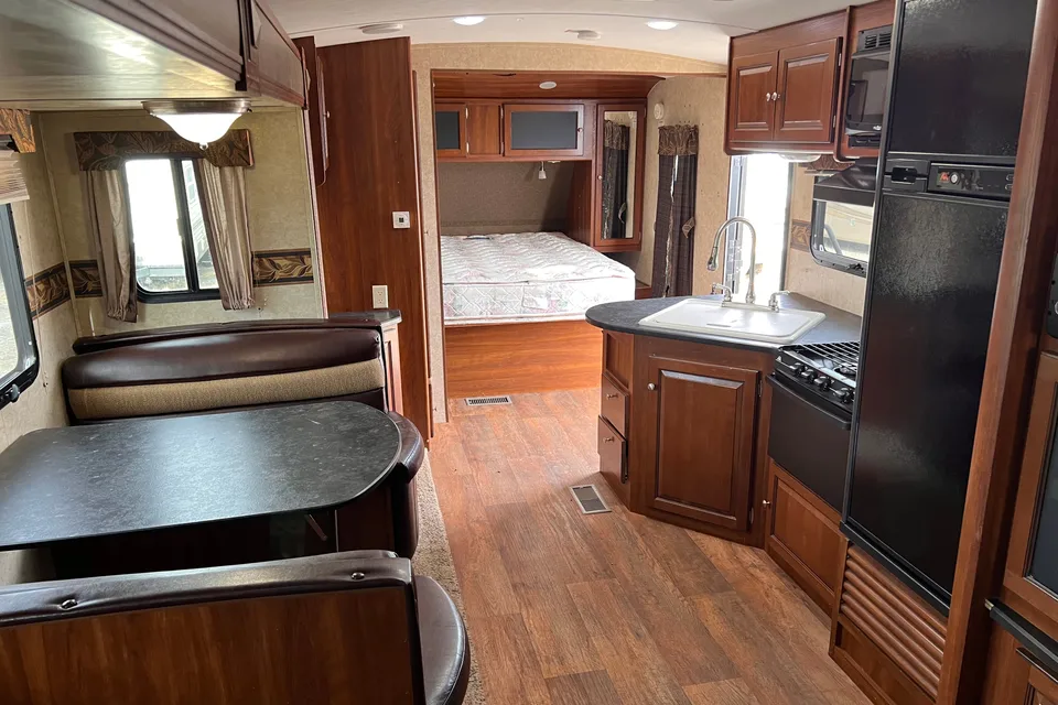 Skyline's Keystone Bullet 32BHPR Travel Trailer