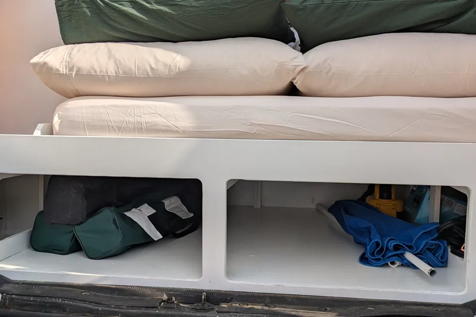 Heated! XL Bed (6ft 8" long) Solar-Powered Cozy Modern Cabin on Wheels!