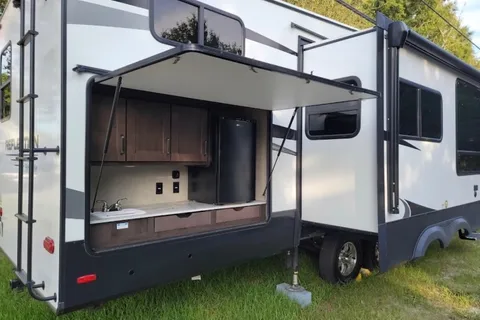 Glamping Get Away