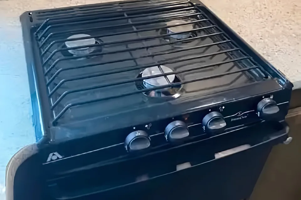 Sleeps 10 Keystone Bullet Ultralight Travel Trailer