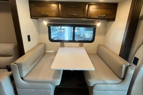 2021 Tiffin Wayfarer 25RW Class C