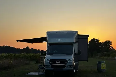 2021 Tiffin Wayfarer 25RW Class C