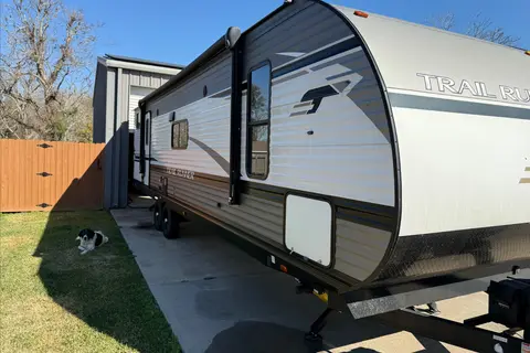 Eddie’s Pet Friendly Heartland Trail Runner Travel Trailer