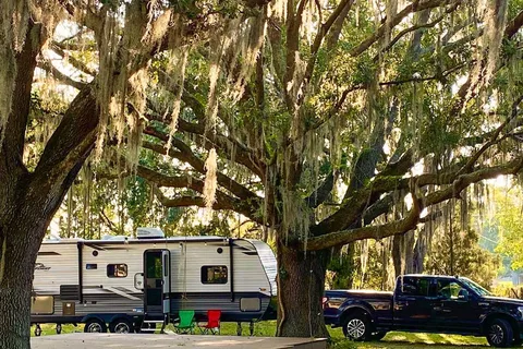 Camp-a-Lot Castle - 2022 Jayco Jay Flight 24RBS