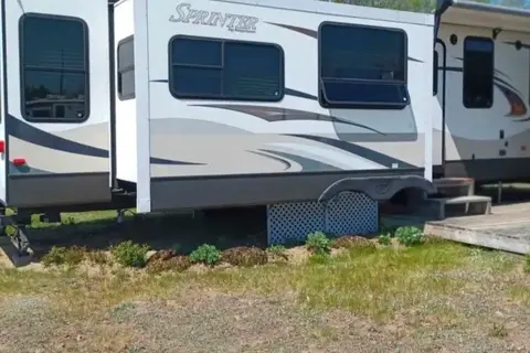 Stéphane's Keystone Sprinter 331rls Travel Trailer