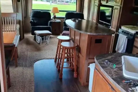 Stéphane's Keystone Sprinter 331rls Travel Trailer