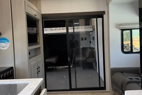 Joe's Coachmen Adrenaline  30GS Toy Hauler