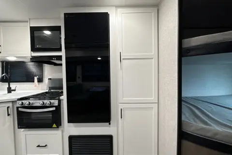 Devin's Jayco Jay Flight 261BH Travel Trailer