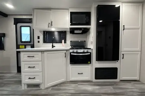 Devin's Jayco Jay Flight 261BH Travel Trailer