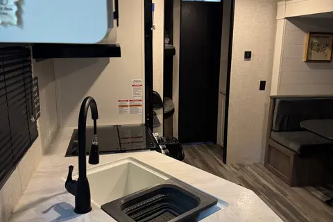 Devin's Jayco Jay Flight 261BH Travel Trailer